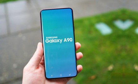 Samsung Galaxy A90 – Chiếc điện thoại 5G giá tầm trung đầu tiên trên thế giới