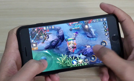 Người dùng iPhone 5/5s, iPhone 6/6s không thể chơi Liên quân Mobile được nữa